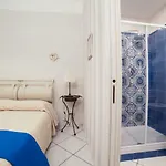 La Tartaruga 4*