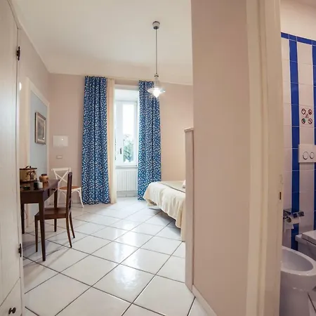 La Tartaruga Bed & Breakfast 4*
